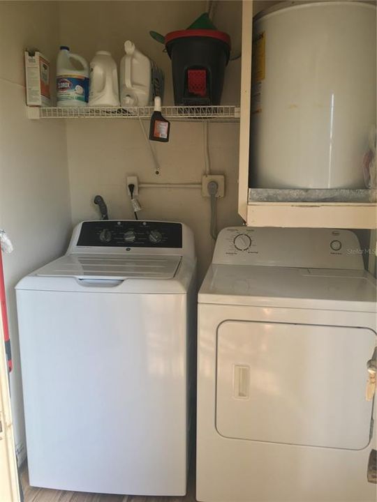 WASHER AND DRYER  HOT WATER HEATER ALL ON ENCLOSED LANAI
