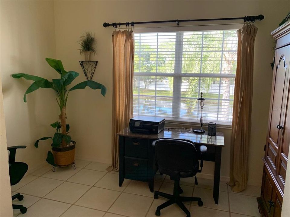 Recently Sold: $320,000 (2 beds, 2 baths, 1215 Square Feet)
