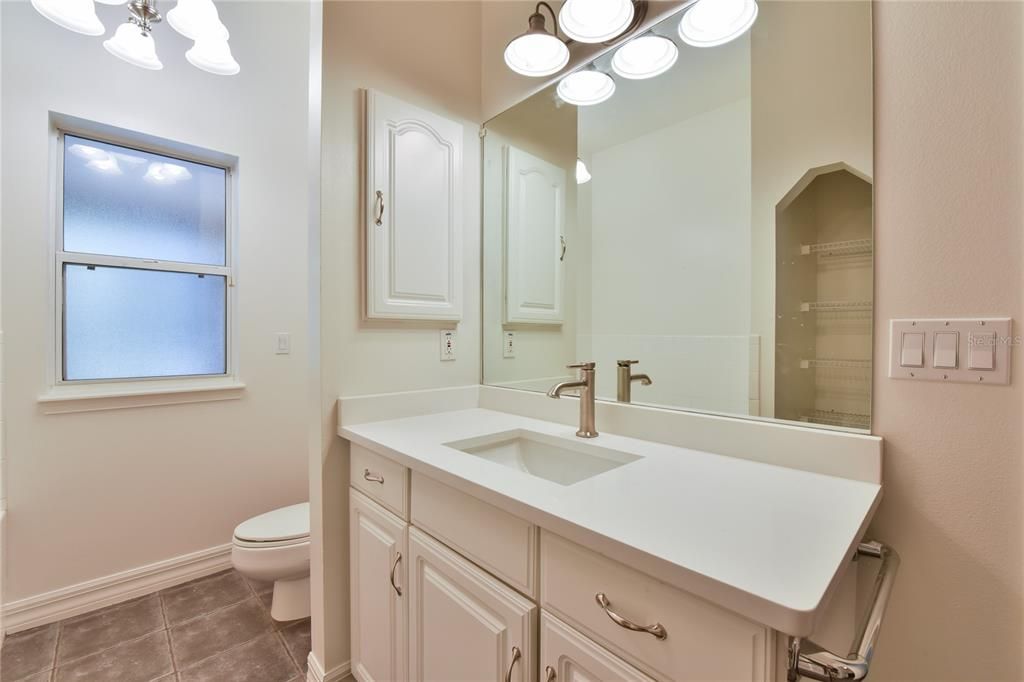 2nd bath with separate tub and shower, quartz counters