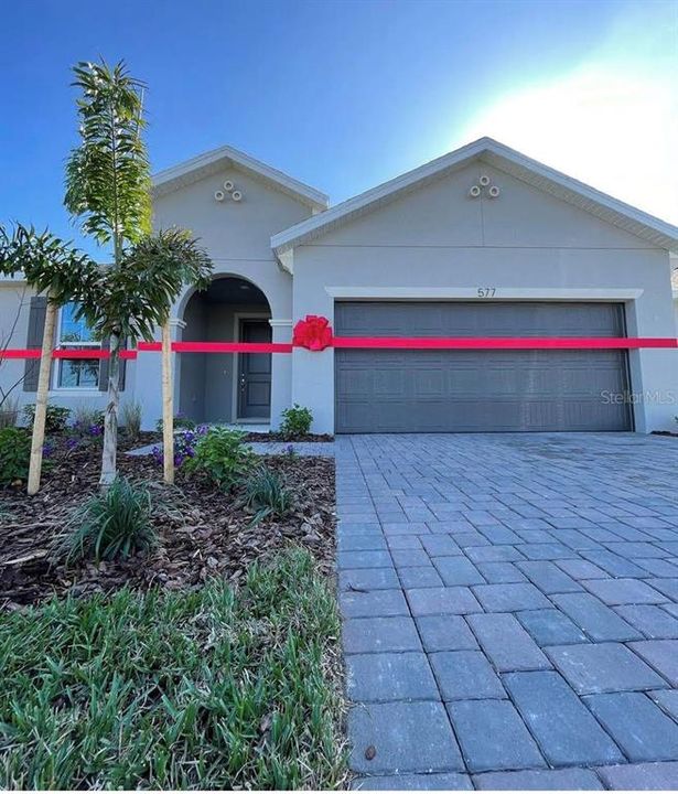 Recently Sold: $429,470 (4 beds, 2 baths, 1964 Square Feet)