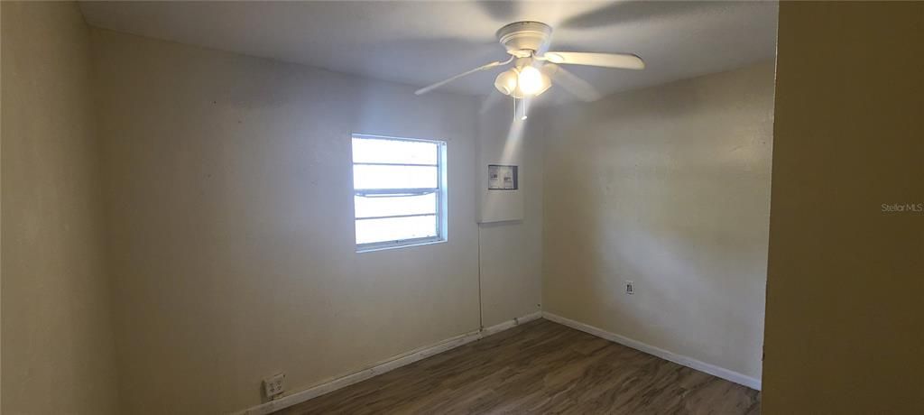 Recently Sold: $79,900 (2 beds, 1 baths, 792 Square Feet)