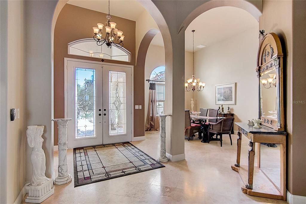 Recently Sold: $825,000 (5 beds, 3 baths, 3885 Square Feet)