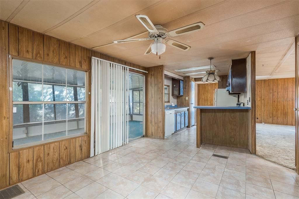 Recently Sold: $125,000 (3 beds, 2 baths, 1344 Square Feet)