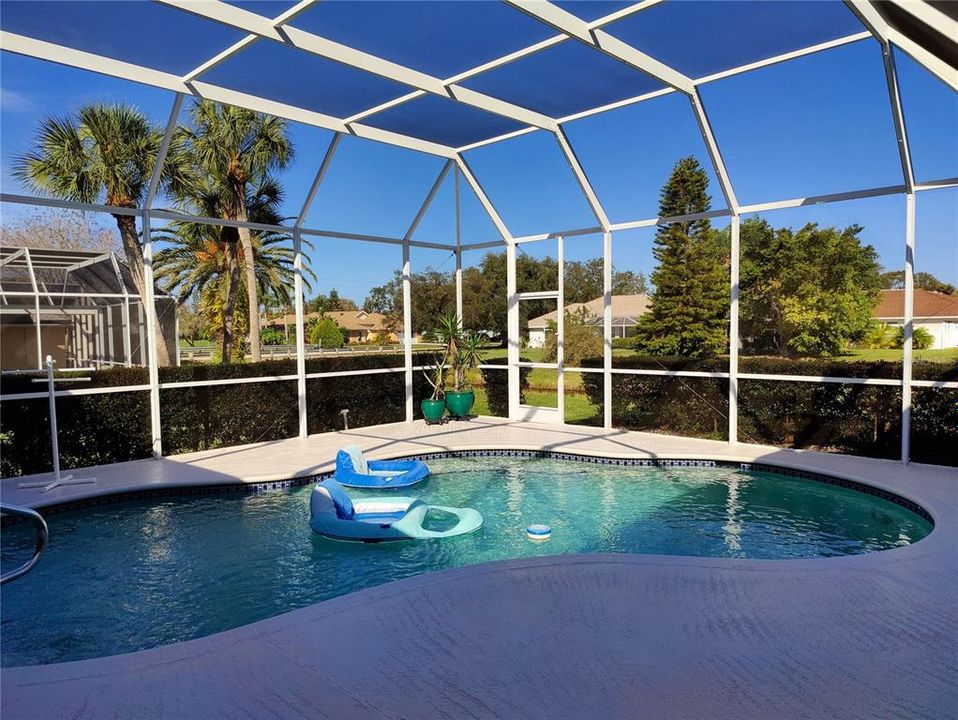 Pool cage has been fully updated, new screen, new screws. Pool deck repainted, lanai tiled