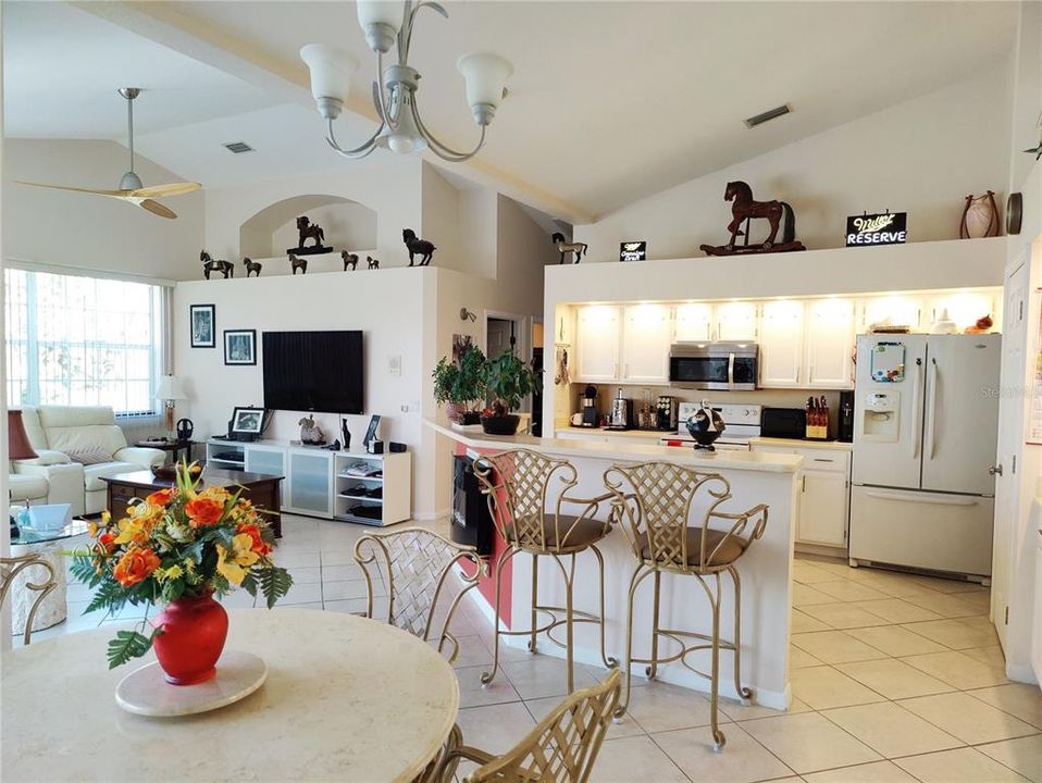 from the dinette view on the kitchen and family room, build in shelving for decoration.