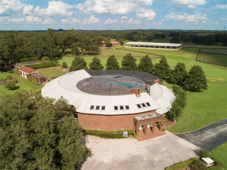 Activo con contrato: $6,700,000 (5 camas, 6 baños, 11520 Pies cuadrados)