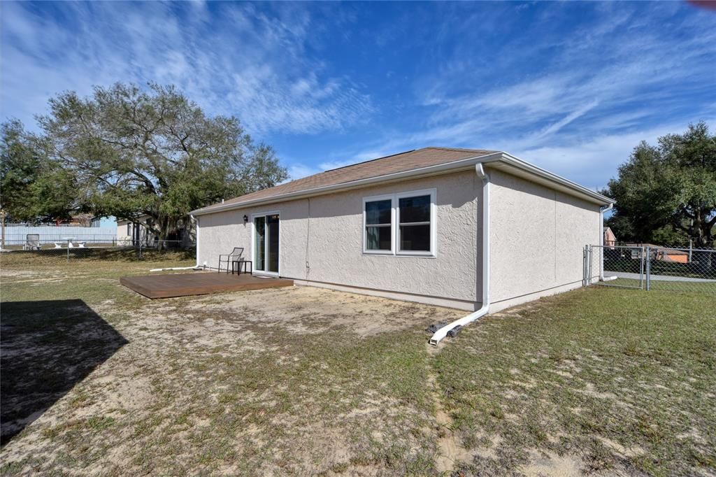 Recently Sold: $149,900 (2 beds, 2 baths, 901 Square Feet)