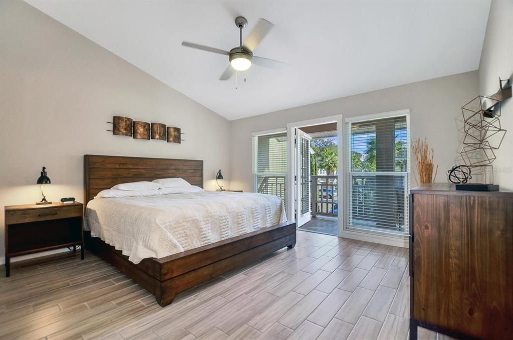 MASTER BEDROOM LEADING TO LANAI