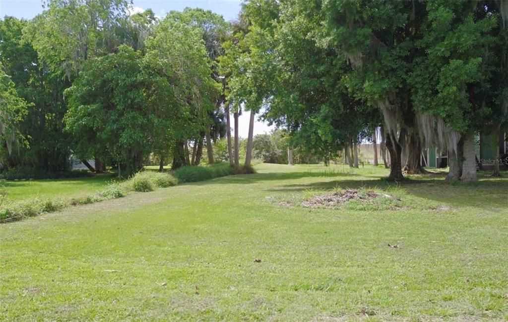 Vendido Recientemente: $110,000 (0.46 acres)