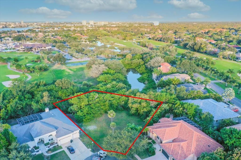Welcome to 2205 Pasadena Place South, Pasadena Yacht and Country Club