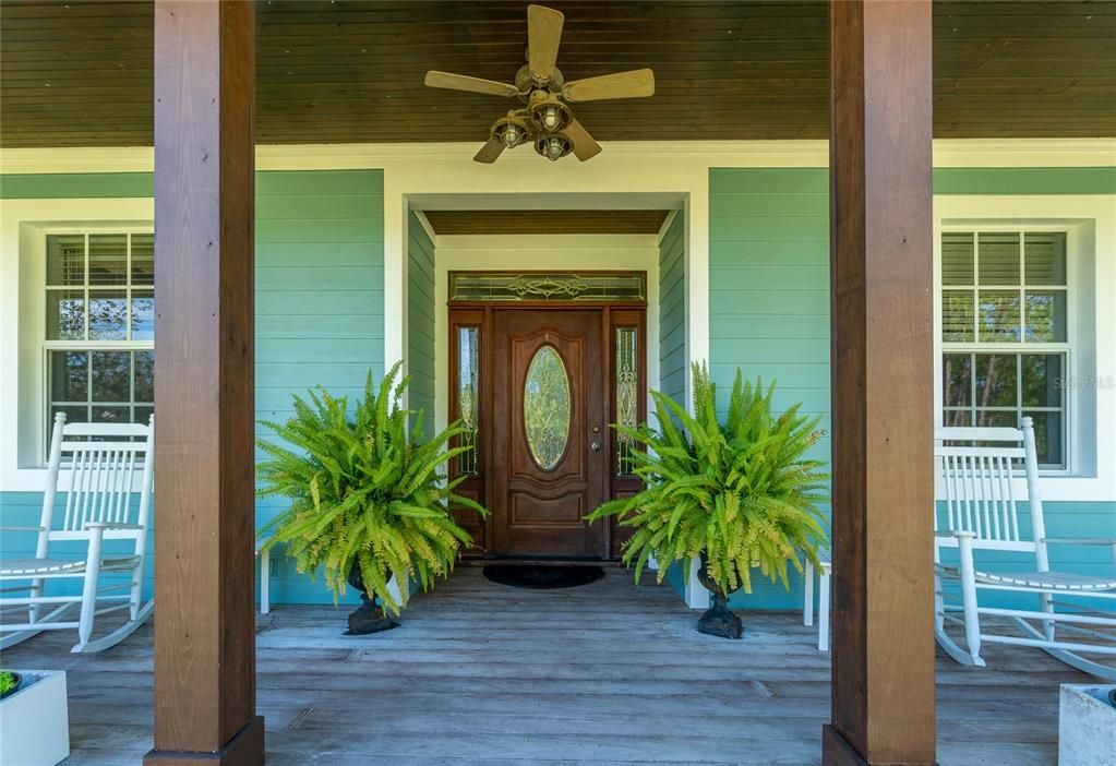 Front Porch/Entry