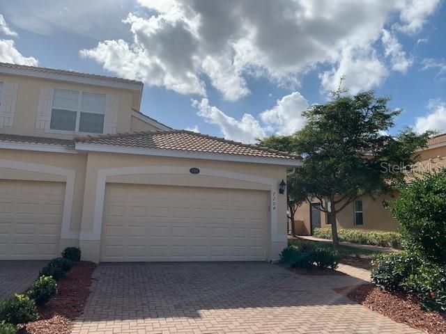 Recently Sold: $429,999 (3 beds, 2 baths, 1786 Square Feet)