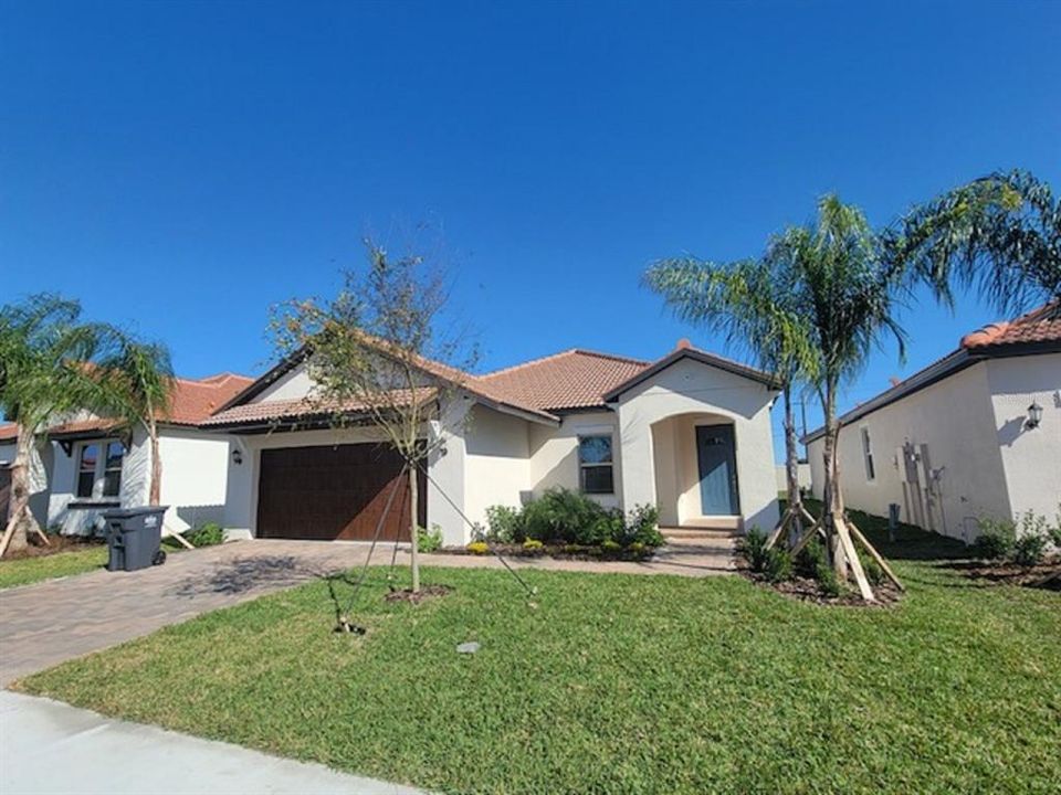Recently Sold: $342,190 (3 beds, 2 baths, 1783 Square Feet)