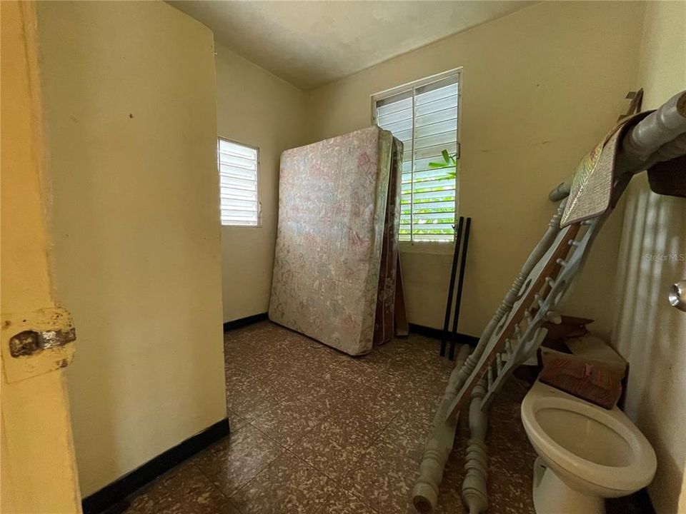 Vendido Recientemente: $75,000 (2 camas, 1 baños, 645 Pies cuadrados)