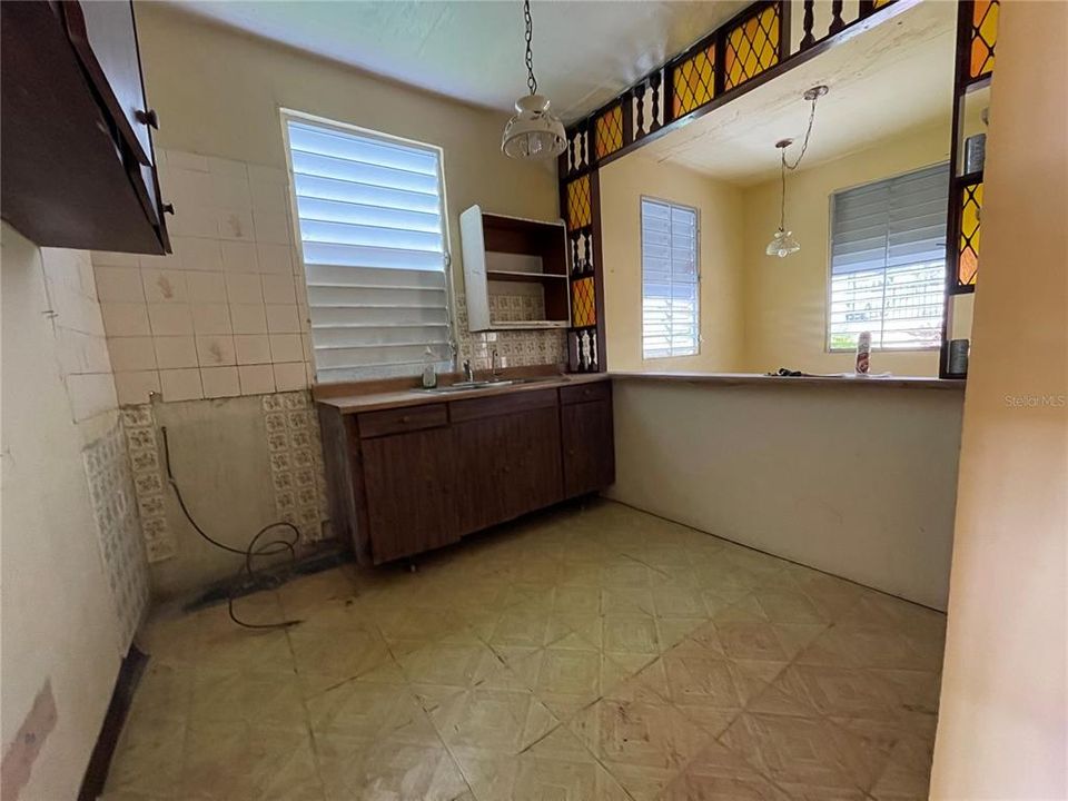 Vendido Recientemente: $75,000 (2 camas, 1 baños, 645 Pies cuadrados)