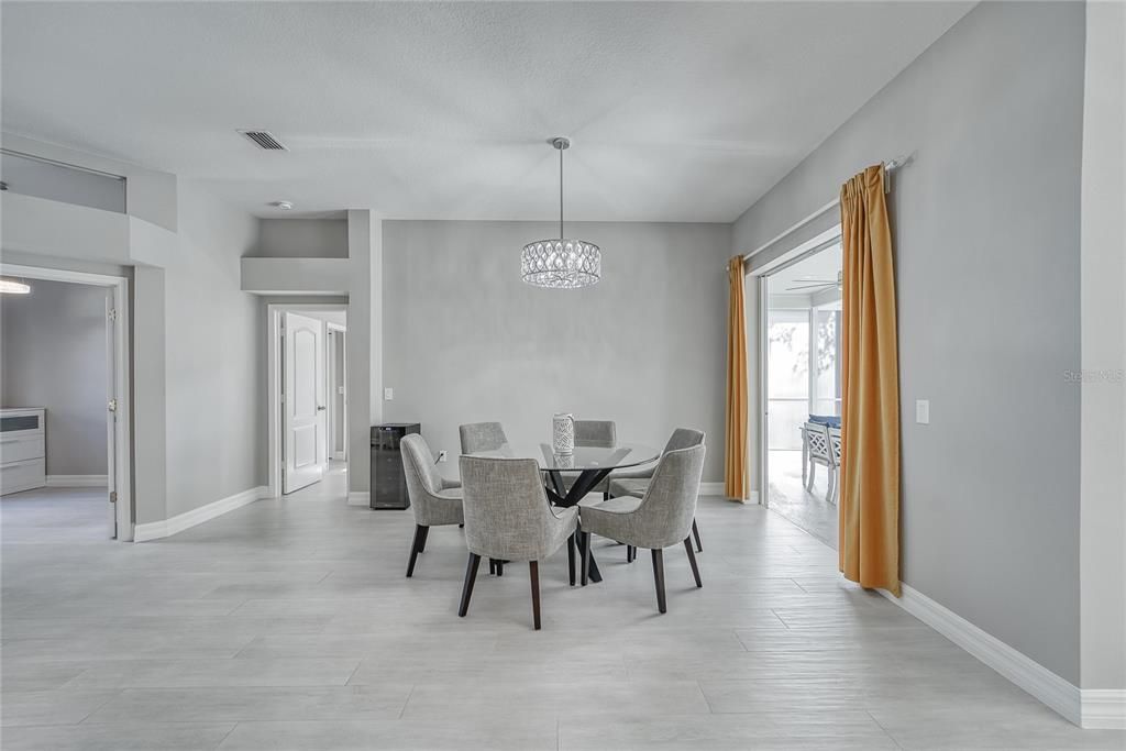 Recently Sold: $599,000 (3 beds, 3 baths, 2707 Square Feet)