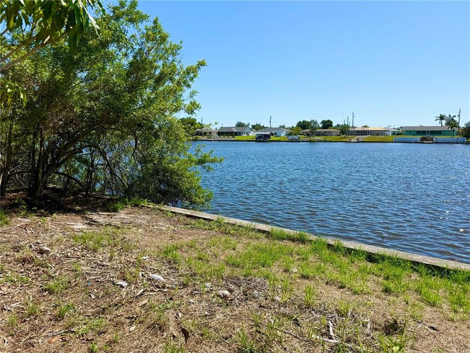 待售: $144,900 (0.23 acres)