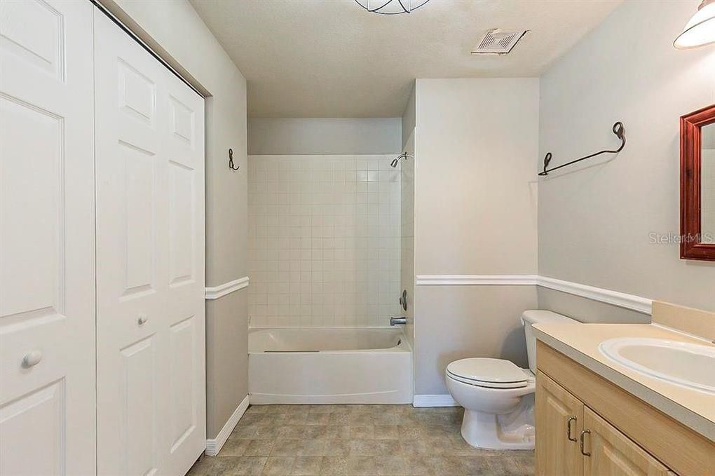最近租的: $1,495 (2 贝兹, 2 浴室, 1305 平方英尺)