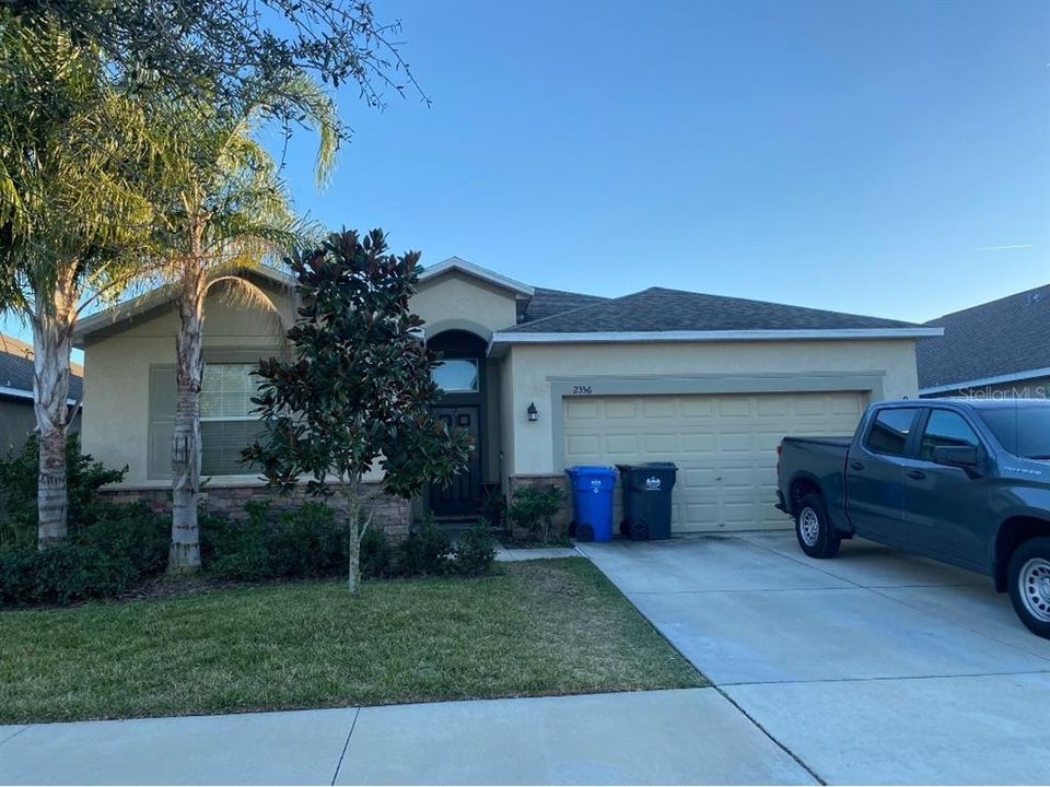 Recently Sold: $370,000 (4 beds, 3 baths, 2006 Square Feet)