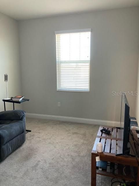 Recently Rented: $2,500 (3 beds, 2 baths, 1850 Square Feet)