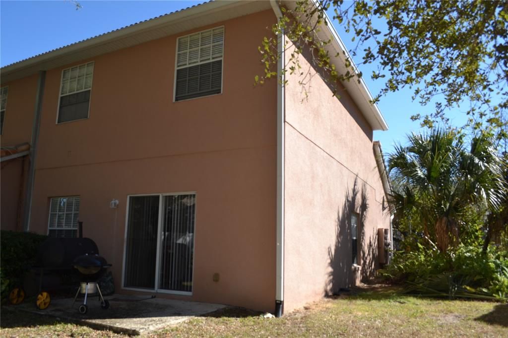 Recently Sold: $249,900 (3 beds, 3 baths, 1488 Square Feet)