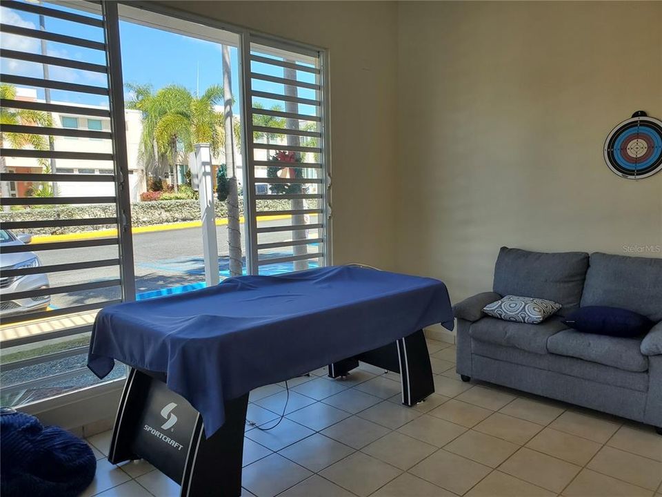 Vendido Recientemente: $425,000 (4 camas, 3 baños, 0 Pies cuadrados)