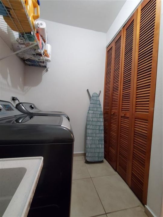 Vendido Recientemente: $425,000 (4 camas, 3 baños, 0 Pies cuadrados)