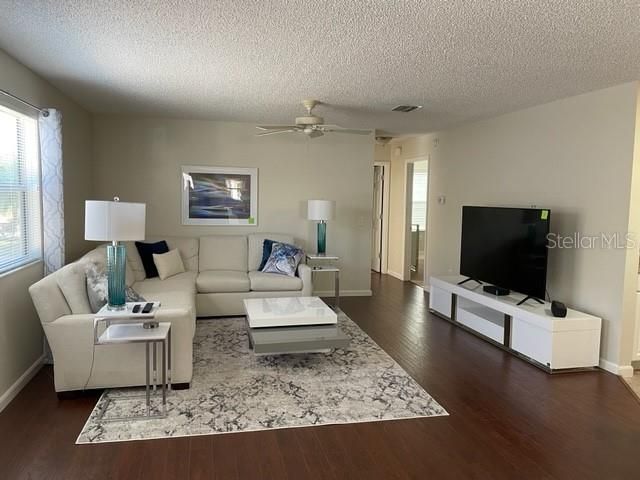Recently Sold: $270,000 (2 beds, 2 baths, 1188 Square Feet)