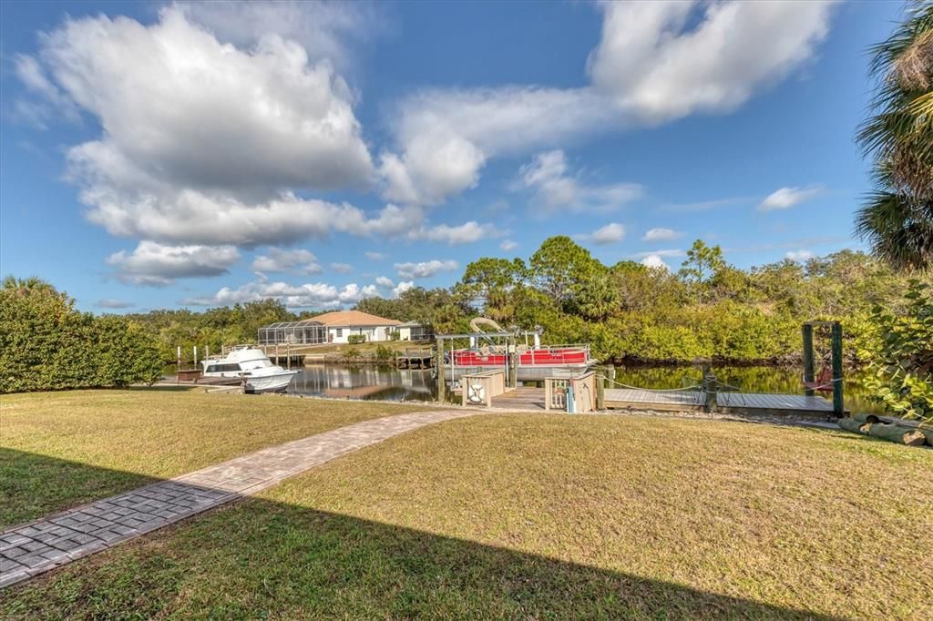 Recently Sold: $439,000 (3 beds, 2 baths, 1779 Square Feet)