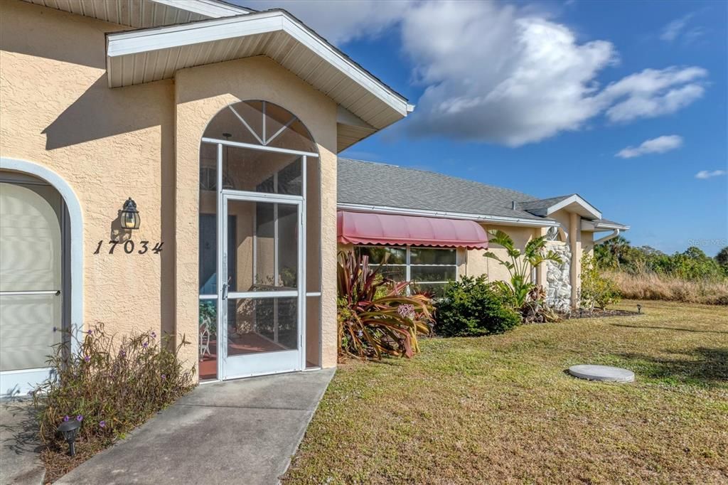 Recently Sold: $439,000 (3 beds, 2 baths, 1779 Square Feet)