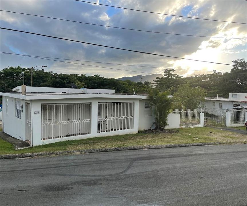 Vendido Recientemente: $87,000 (3 camas, 1 baños, 116 Pies cuadrados)