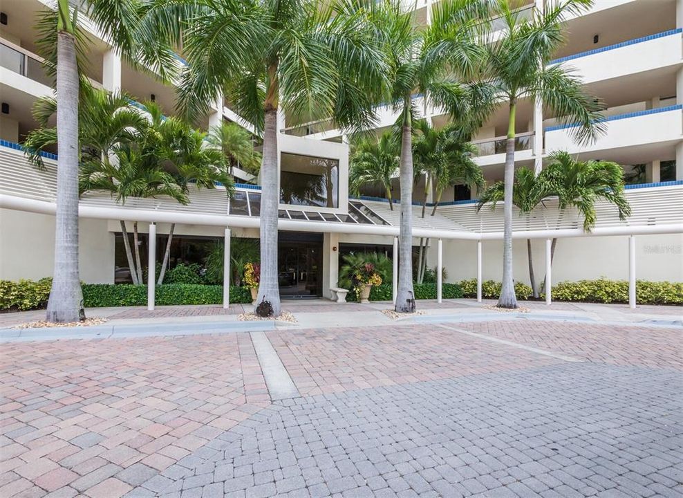 Recently Sold: $795,000 (2 beds, 2 baths, 1442 Square Feet)