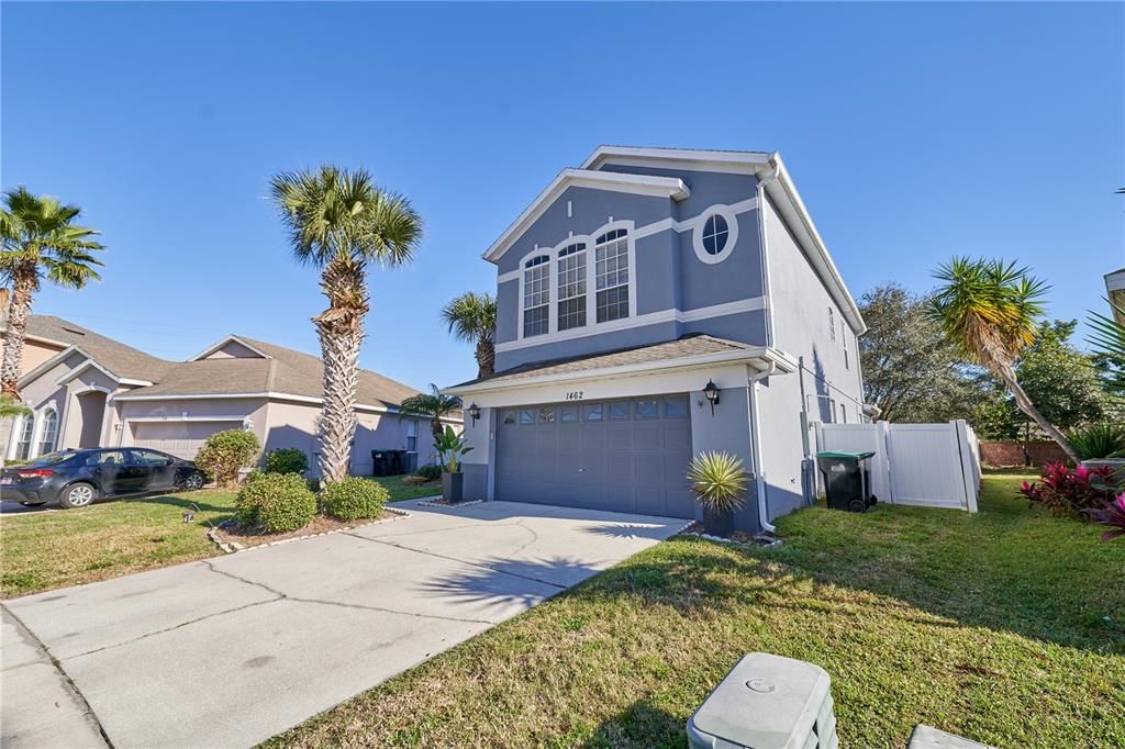 Recently Sold: $469,999 (4 beds, 2 baths, 3098 Square Feet)