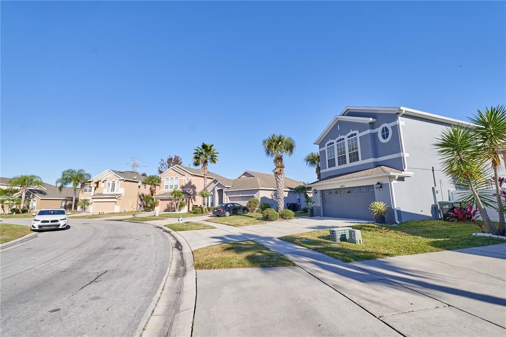 Recently Sold: $469,999 (4 beds, 2 baths, 3098 Square Feet)