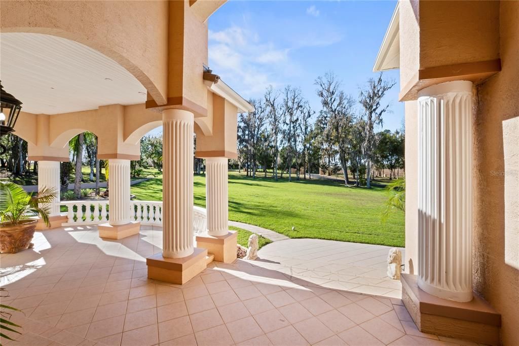 Recently Sold: $1,600,000 (5 beds, 5 baths, 5189 Square Feet)