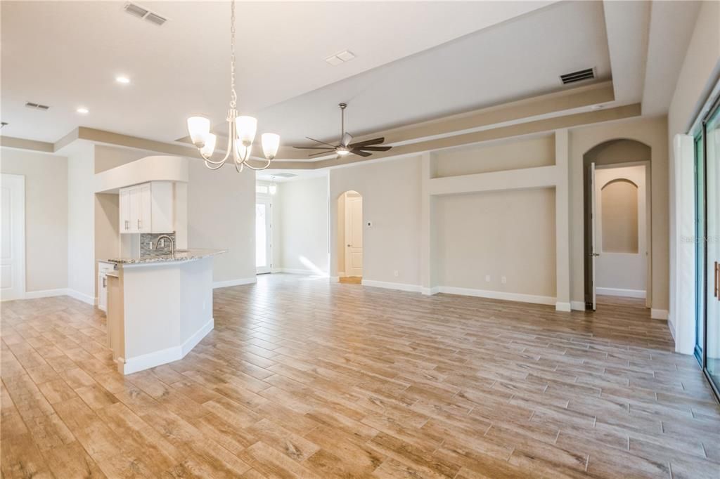 Great Room w/tile flooring throughout
