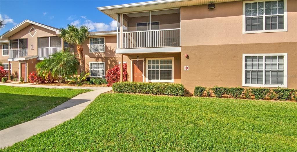 Recently Rented: $1,750 (3 beds, 2 baths, 1393 Square Feet)