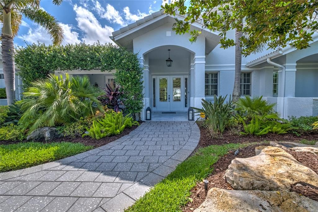 Recently Sold: $1,899,000 (3 beds, 3 baths, 4347 Square Feet)