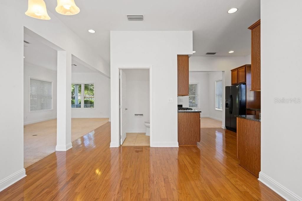 Recently Sold: $625,000 (3 beds, 2 baths, 2240 Square Feet)
