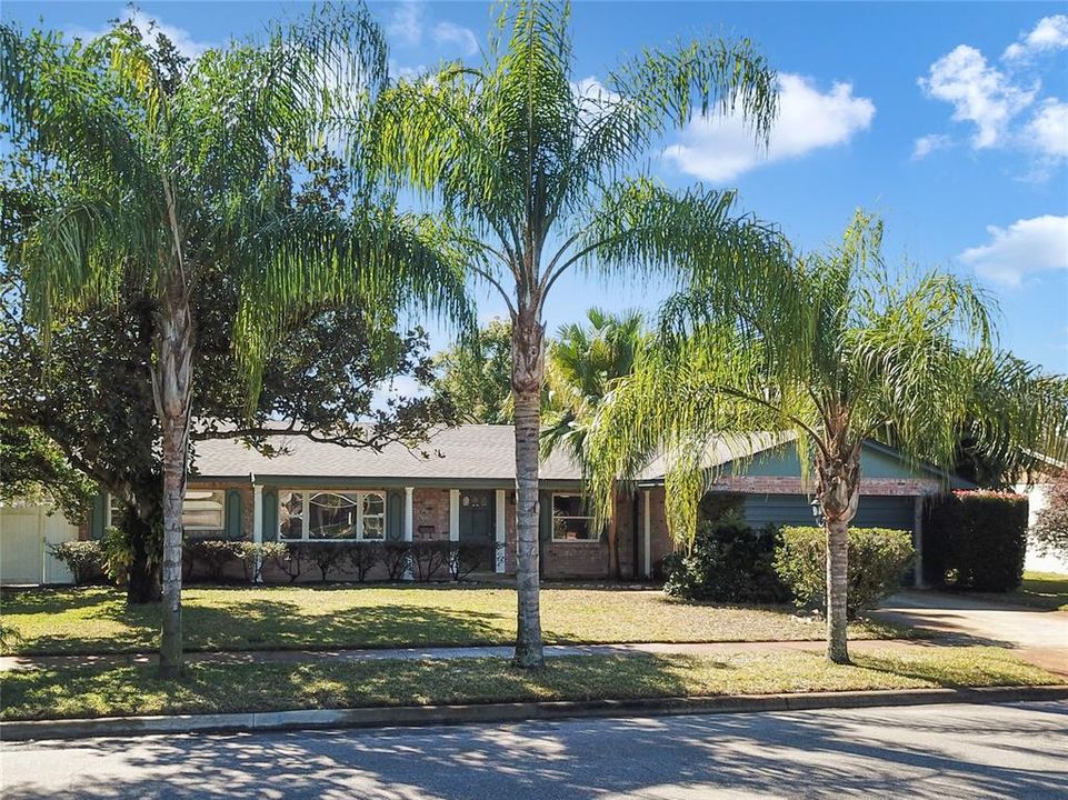 This Maitland GEM is ready for a new owner! Tucked away in the established English Woods community this lovely **POOL HOME** features a NEW ROOF (2022), NEW ELECTRICAL (2022) and the A/C was updated in 2019!