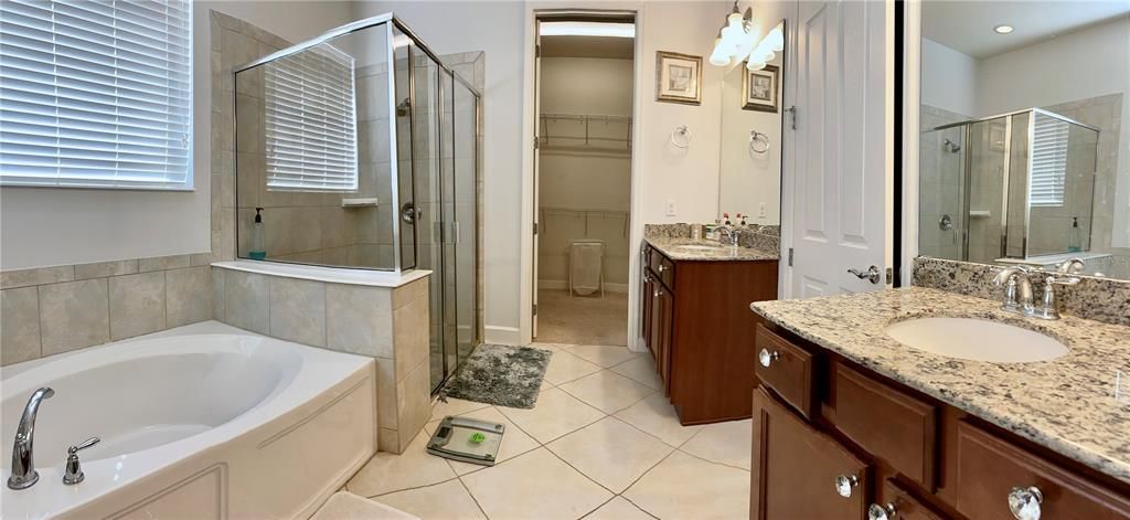 最近租的: $3,500 (3 贝兹, 2 浴室, 1953 平方英尺)