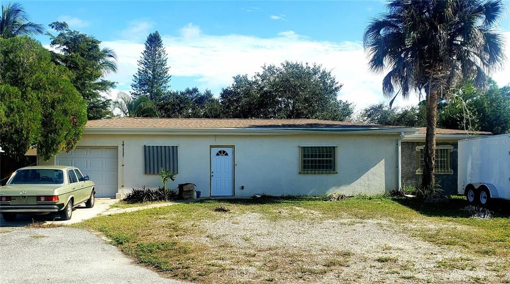 Recently Sold: $395,000 (3 beds, 1 baths, 1746 Square Feet)