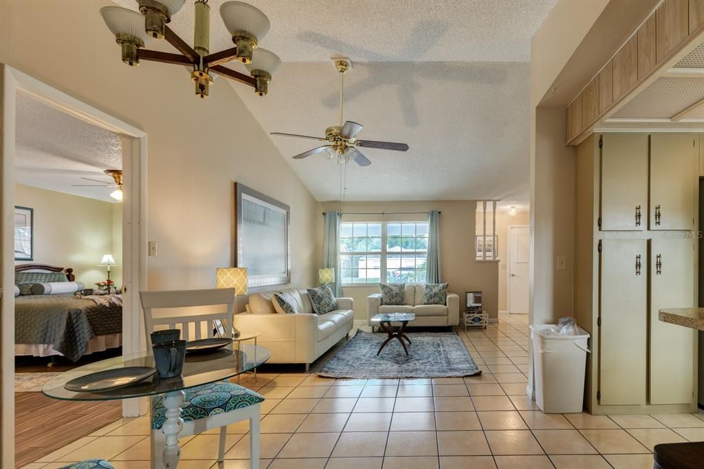 Recently Sold: $330,000 (2 beds, 2 baths, 1307 Square Feet)