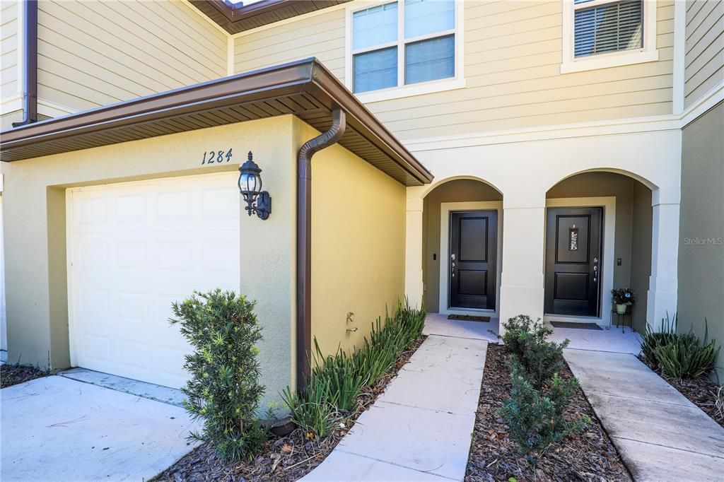 Recently Sold: $310,000 (2 beds, 2 baths, 1576 Square Feet)