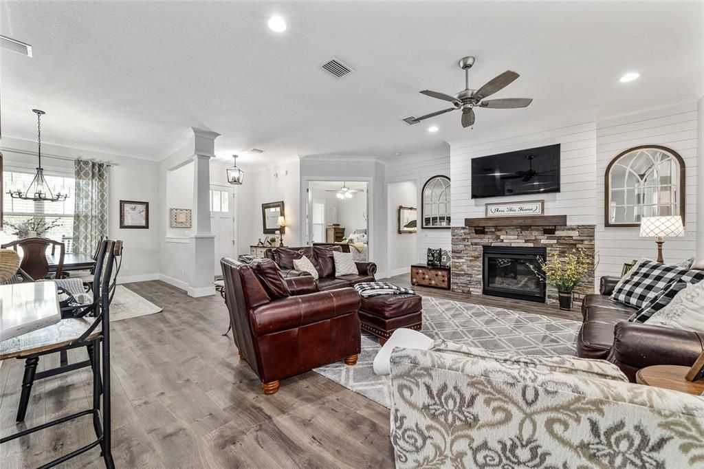 Recently Sold: $670,000 (4 beds, 3 baths, 3106 Square Feet)