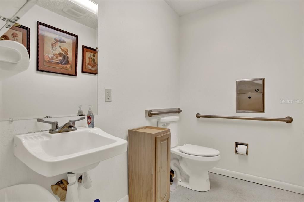 最近售出: $399,000 (0 贝兹, 0 浴室, 9730 平方英尺)