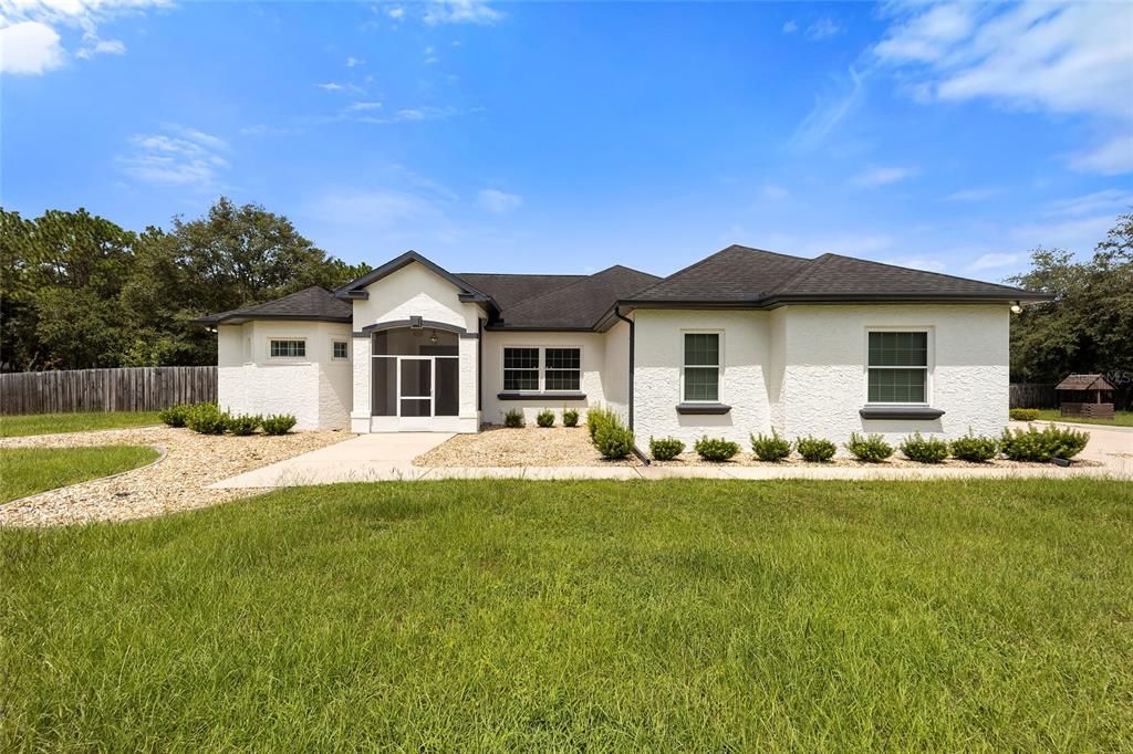 Recently Sold: $1,199,900 (3 beds, 2 baths, 2552 Square Feet)