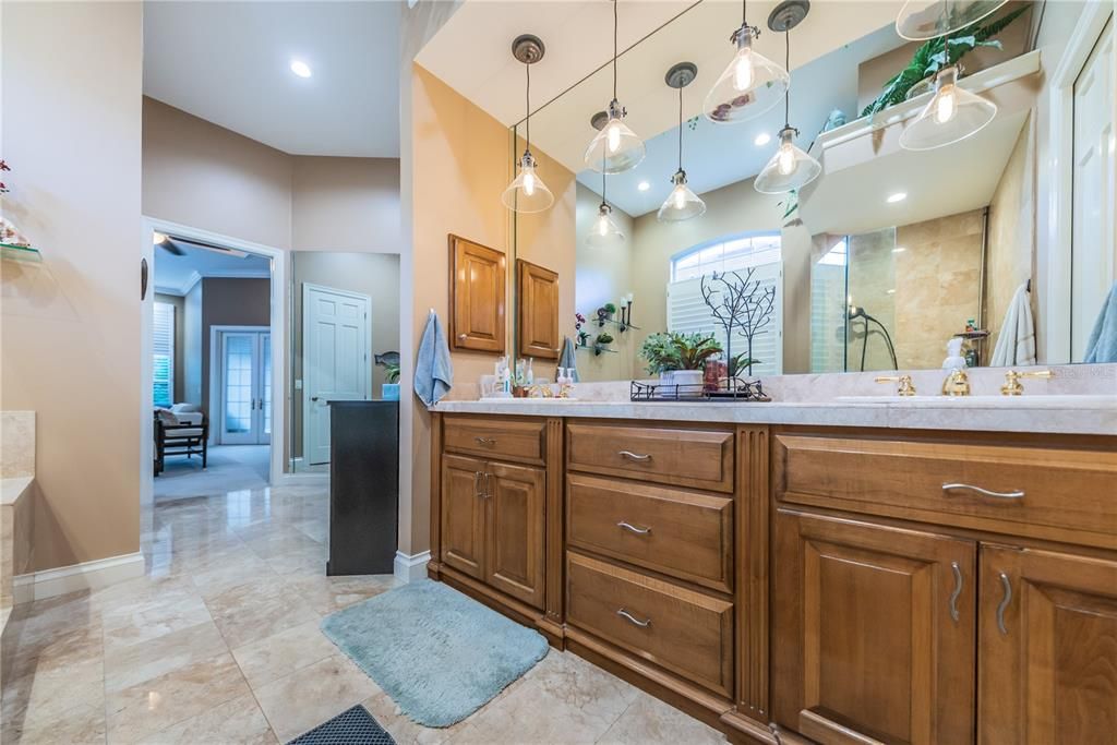 Recently Sold: $1,155,000 (4 beds, 3 baths, 3555 Square Feet)