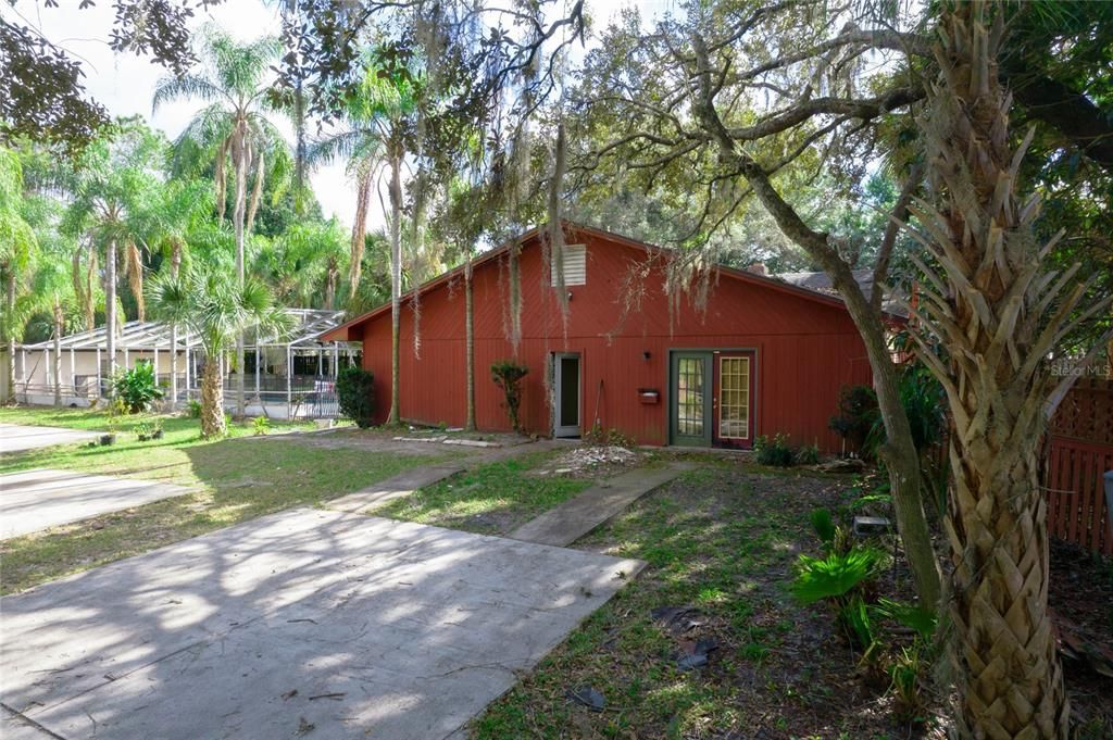 Recently Sold: $520,000 (3 beds, 2 baths, 3402 Square Feet)
