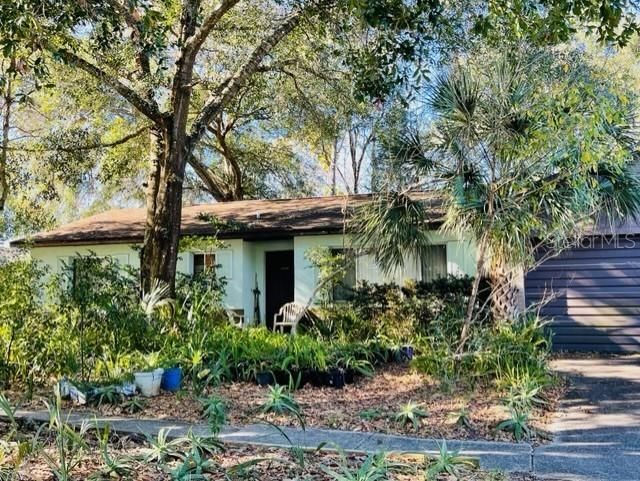 Recently Sold: $260,000 (3 beds, 2 baths, 1455 Square Feet)